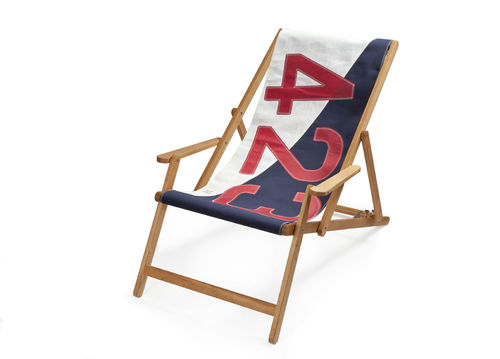 Deck chair made of recycled sailcloth.