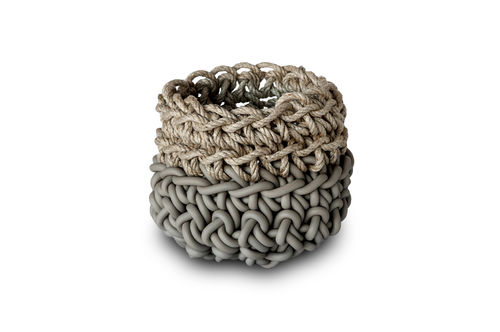 CANAPA HD4 - Basket in Neoprene & Natural Hemp yarn. Hand knitted.