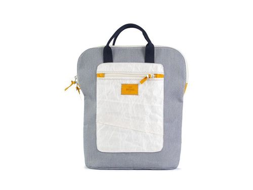 Backpack made of recycled sailcloth and linen.