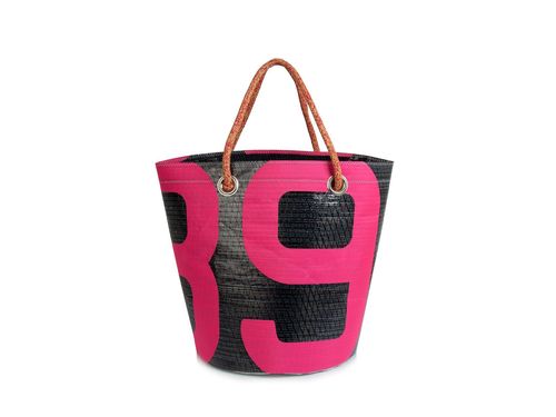 Beach bag made of recycled sailcloth  - with Perforated Base -