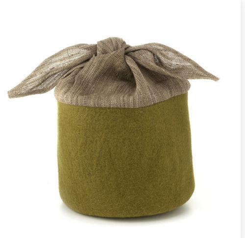 BOILED WOOL basket with KNOT closer.