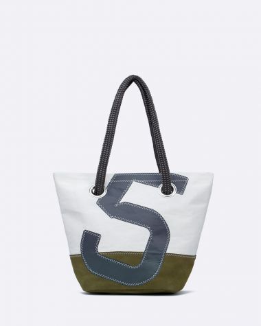 Shopping bag made of recycled sailcloth with LEATHER base.